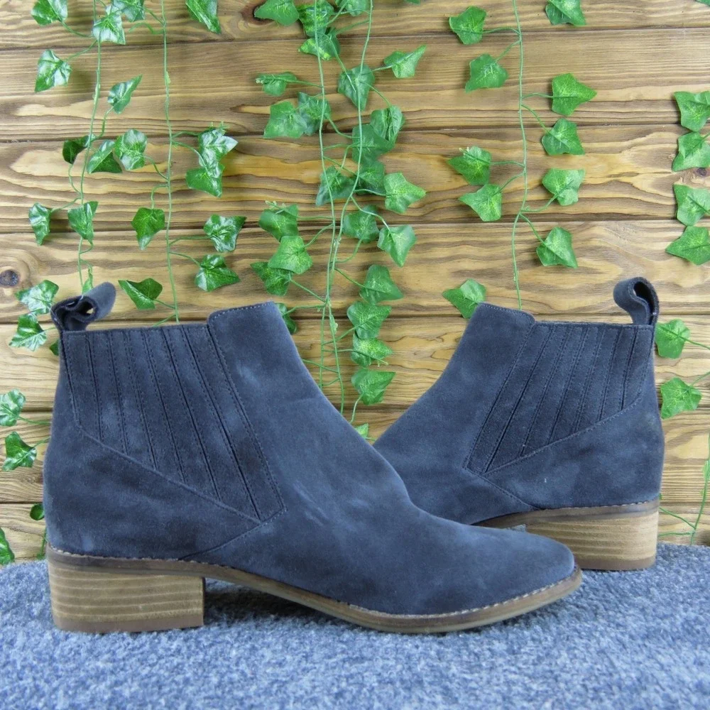 Dolce Vita Suede Ankle Boots Women 8.5 Gray Slip On‎ Low Heel Casual Booties